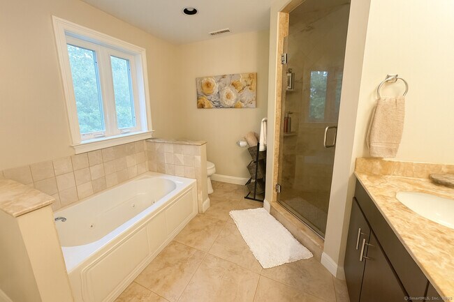 Building Photo - 6 Murphys Ln