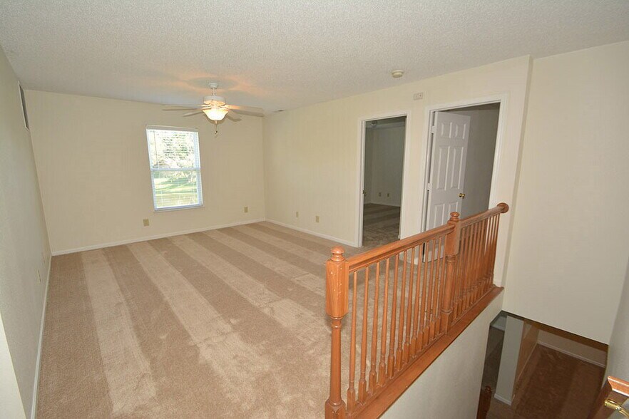 Building Photo - 6878 Merritt Ridge Way