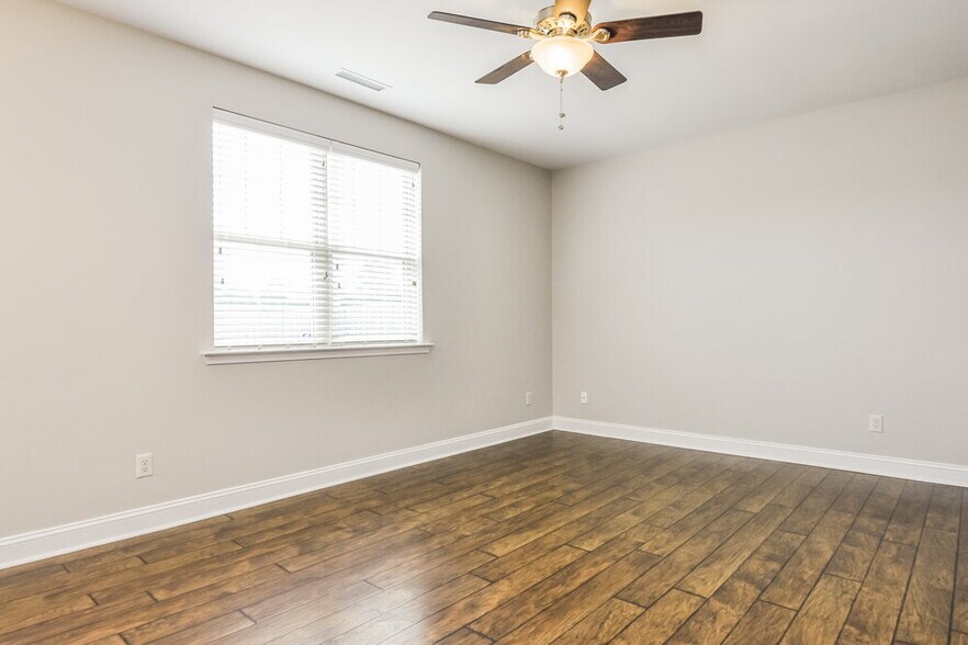 Building Photo - 206 Callahan Trail