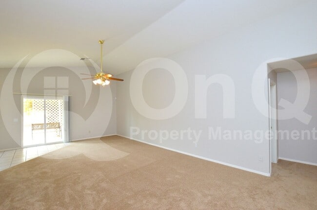 Building Photo - 287 E Sheffield Ct