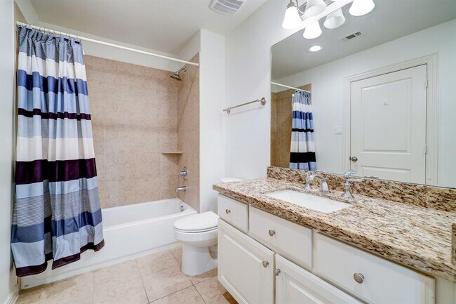 Building Photo - 14470 Summerleaf Ln