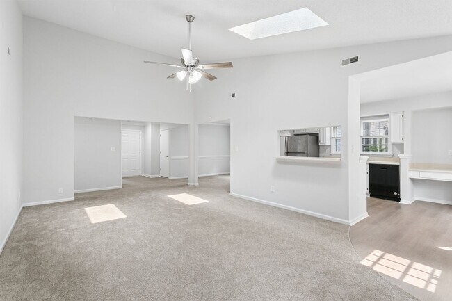 Building Photo - 903 Belvoir Cir