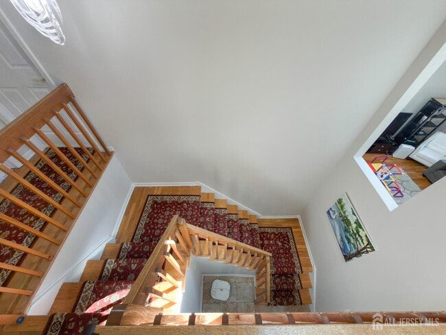 Building Photo - 592 Cabot Hill Rd