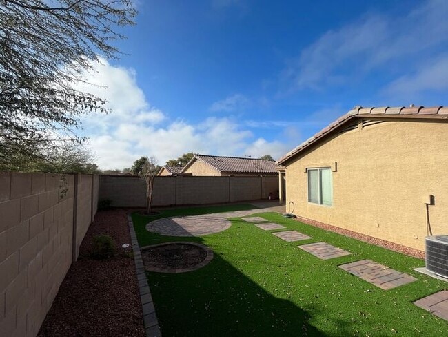 Building Photo - COMING SOON! Gorgeous 3 Bed 2 Bath in Buck...