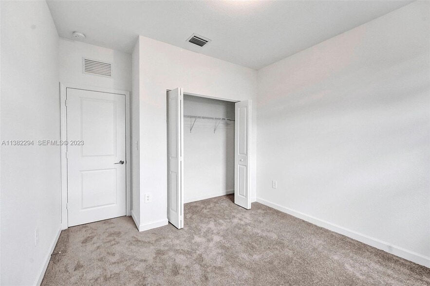 Building Photo - 11904 SW 240th St