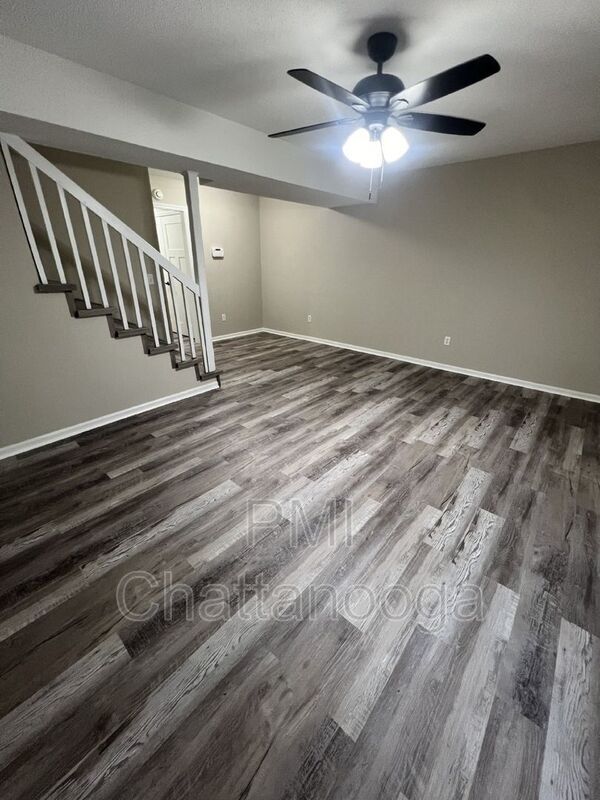 Building Photo - 1430 Stratton Pl Dr