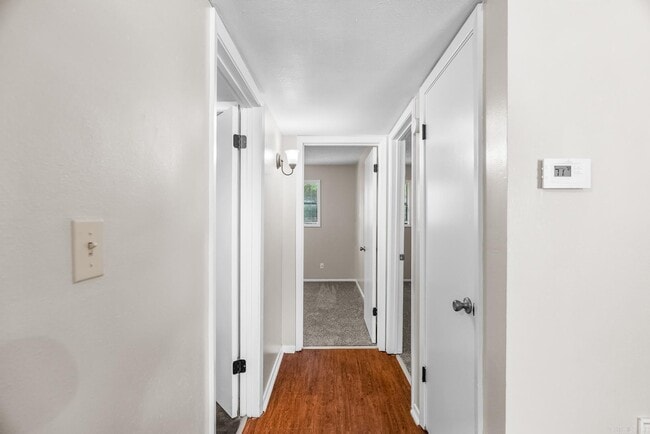 Building Photo - 151 Summerwood Dr