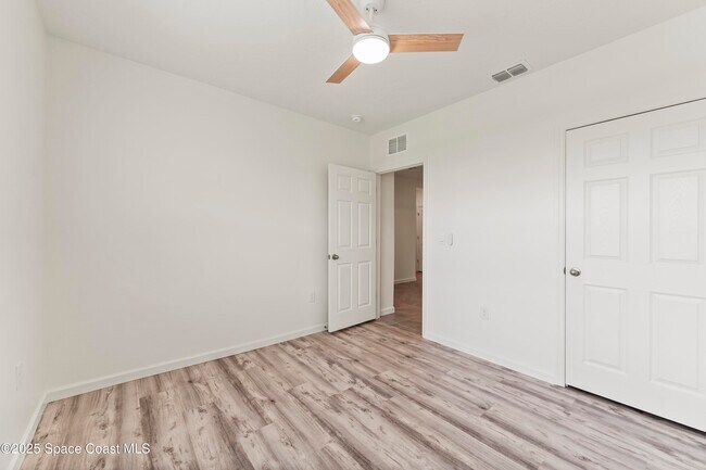 Building Photo - 1145 Dugan CIR SE
