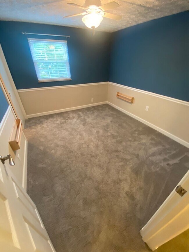 Building Photo - 4 Bedroom - Upper Arlington