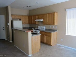 Building Photo - 6521 E Marco Vista Ave