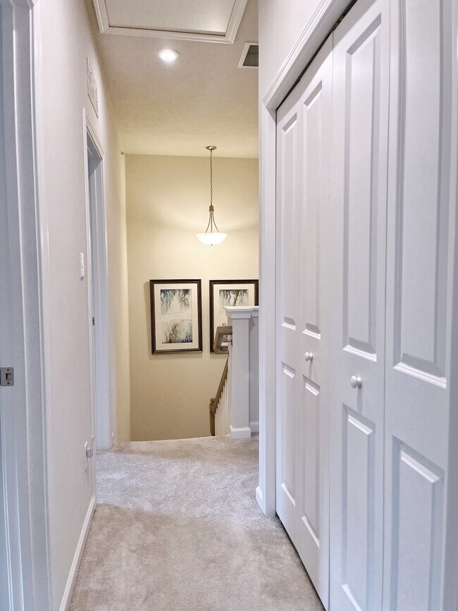 Hallway - 3005 Lampl Ln