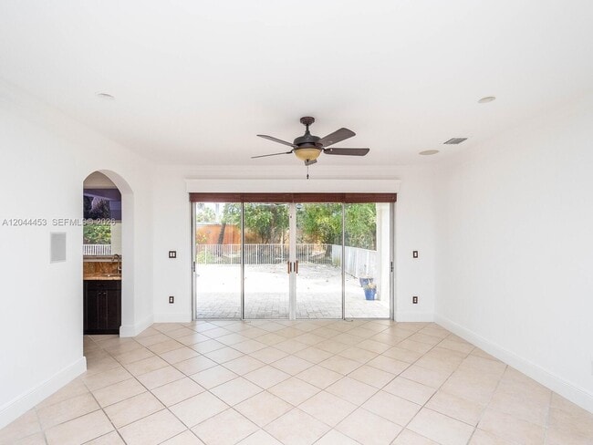 Building Photo - 351 SW 184th Terrace