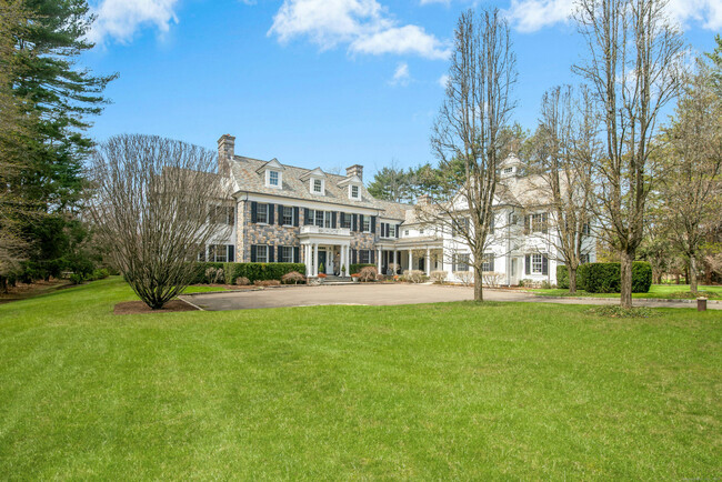 Building Photo - 584 West Rd