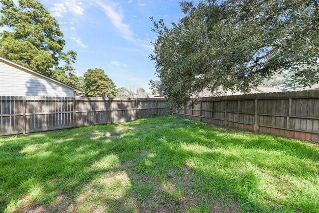Building Photo - 21006 Bridgeview Cir