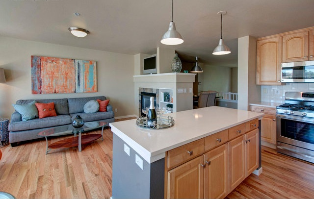 Building Photo - 615 Tantra Dr
