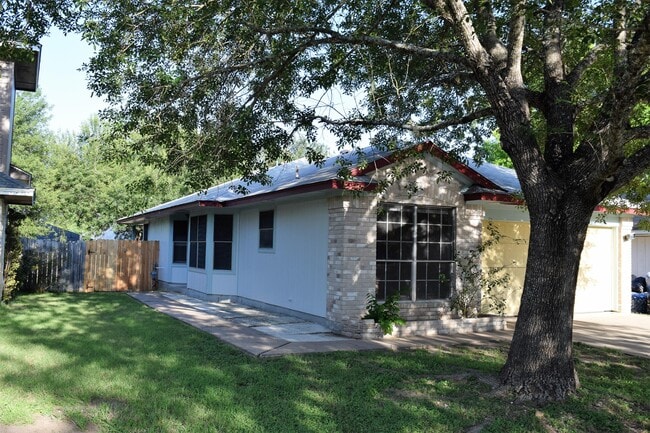 Building Photo - 8133 Tockington Way