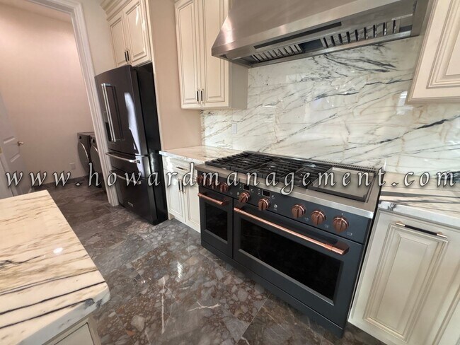 Building Photo - 02017CE