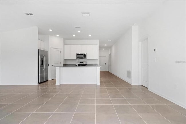 Building Photo - 852 Daring Dr
