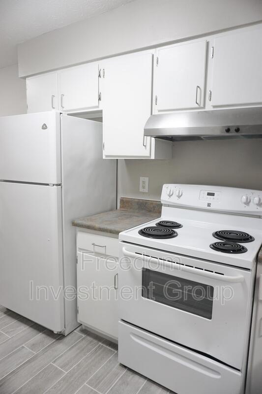 Building Photo - 9124 Cedarpark Ln NW