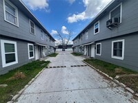 Building Photo - 2917 Ashley St