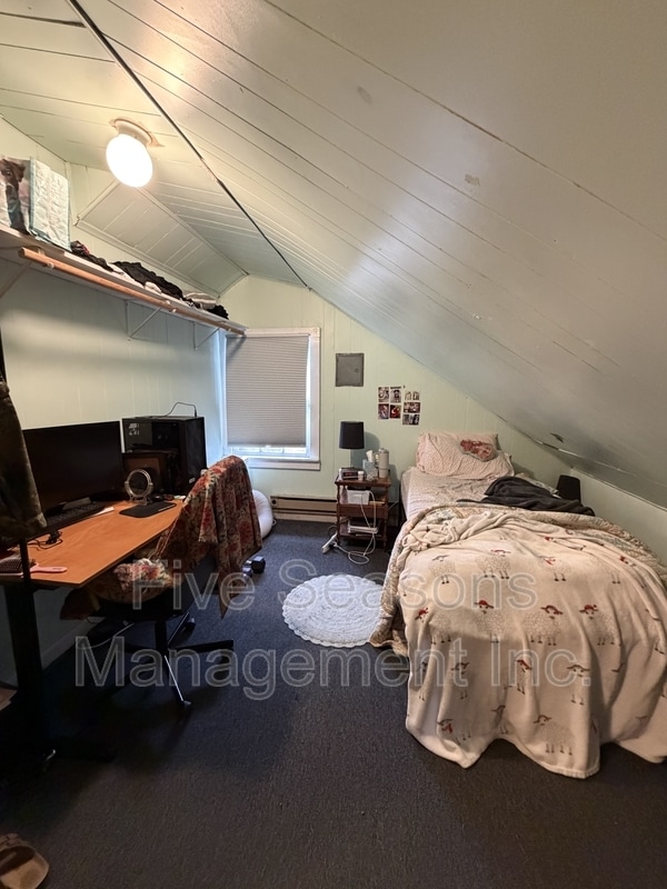 Building Photo - 59 University Terrace