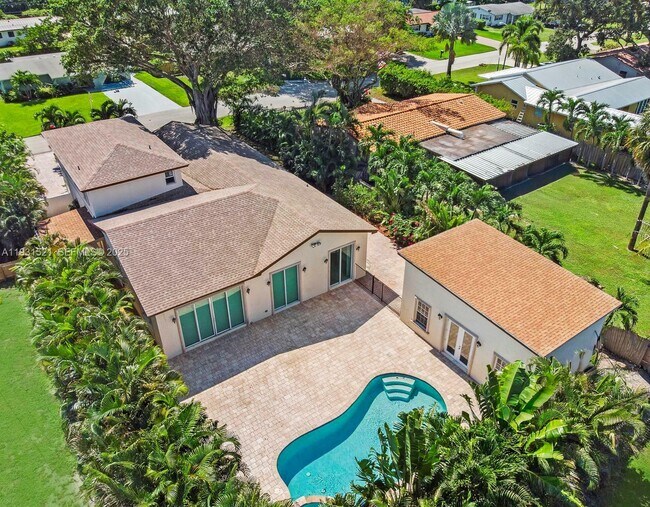 Building Photo - 117 NW 8th St