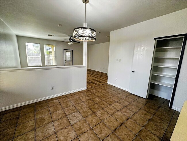 Building Photo - 7722 Prairie Fire Ln