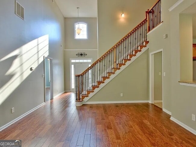 Building Photo - 410 Persimmon Dr