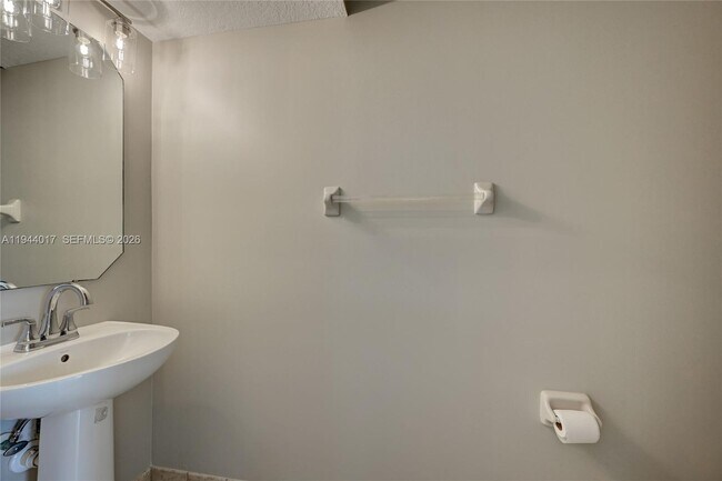 Building Photo - 3258 NW 32nd Terrace