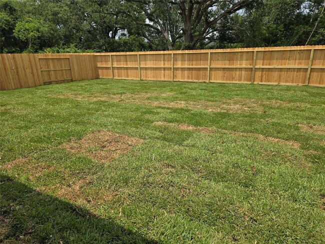 Building Photo - 5014 Cheery Cove Dr