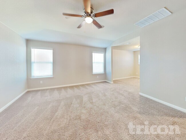 Building Photo - 13630 Paxton Blvd