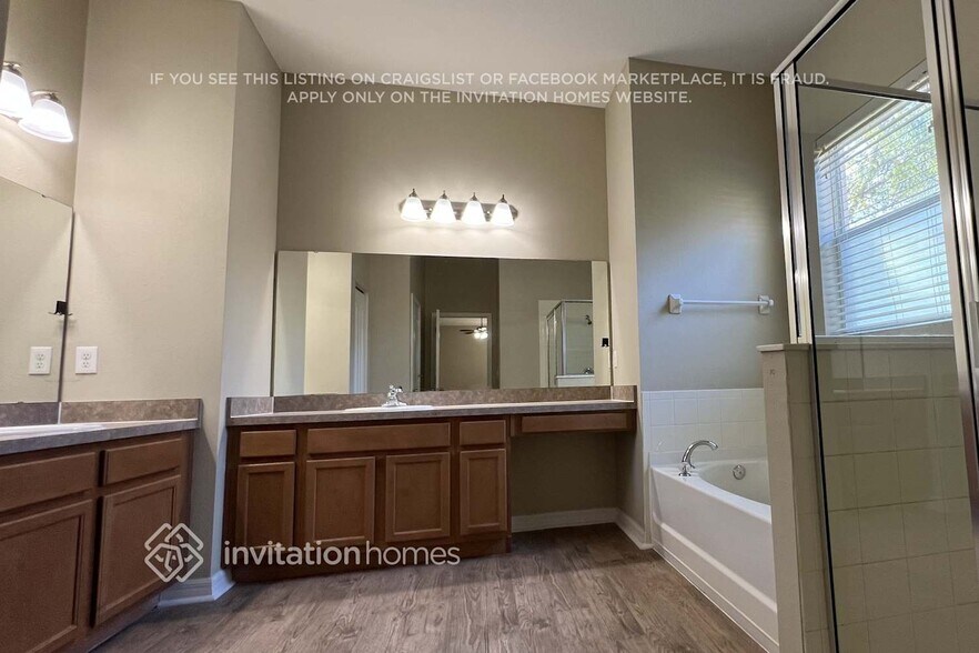 Building Photo - 3484 Tumbling River Dr