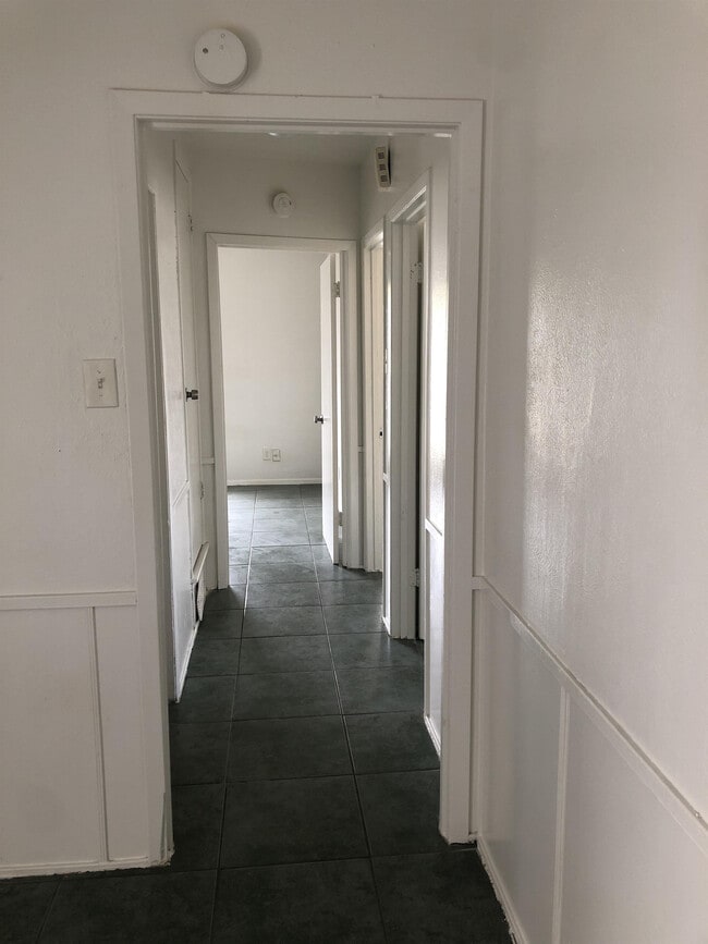 Building Photo - 3112 Lourdes St