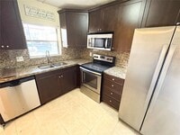 Building Photo - 21905 Lake Forest Cir