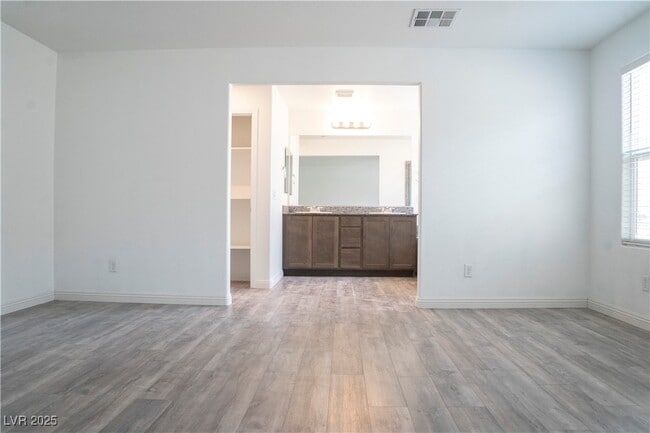 Building Photo - 4153 Rancho Crossing St