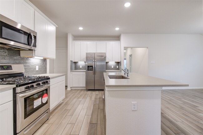 Building Photo - 2536 Malibu Gln Dr