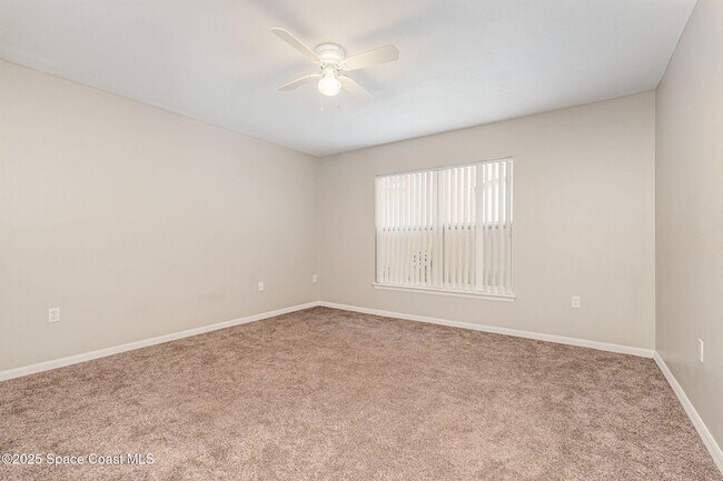 Building Photo - 5277 Mansford Pl