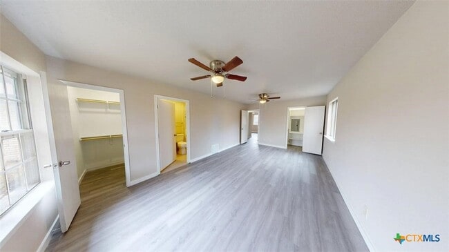 Building Photo - 2018 Shoemaker Dr