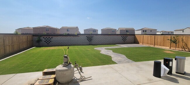 Building Photo - 3125 Riverwood Pk Dr