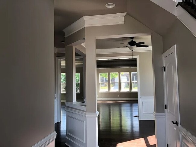 Building Photo - Park South Station Home Available Now!