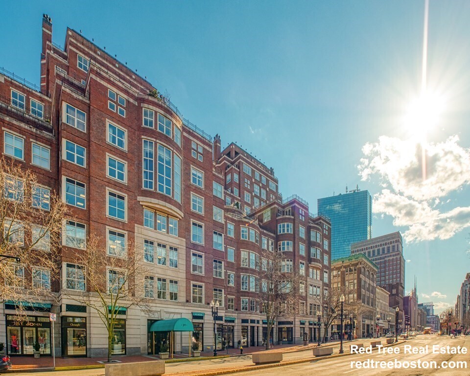 Building Photo - 300 Boylston St