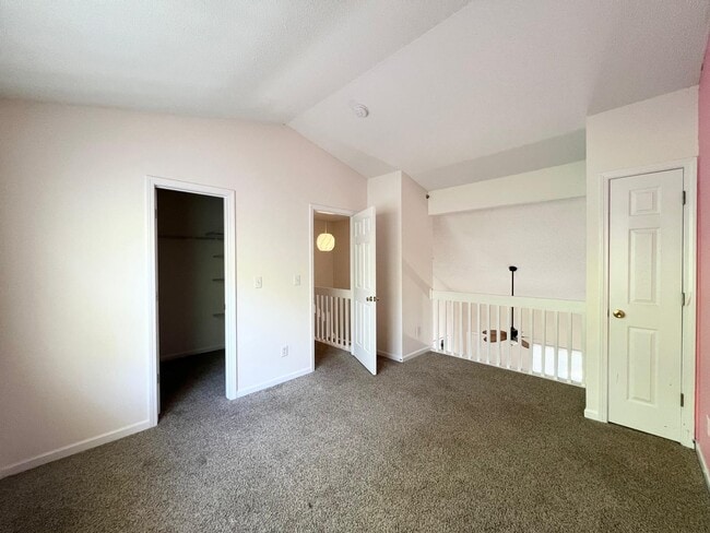 Building Photo - 12237 Hood Bend Ct