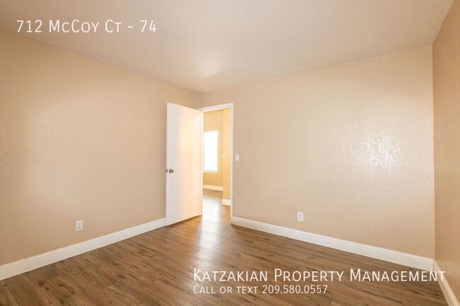 Building Photo - Upstairs 2-Bedroom 1-Bath Lodi Condo Gated...