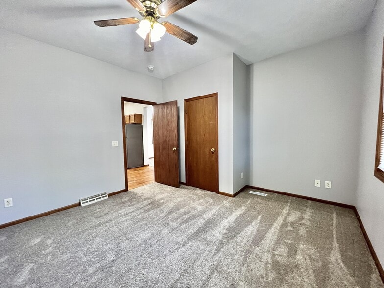 Building Photo - 167 S Jackson St