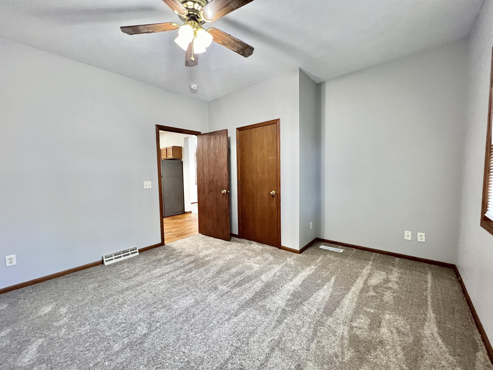 Building Photo - 167 S Jackson St