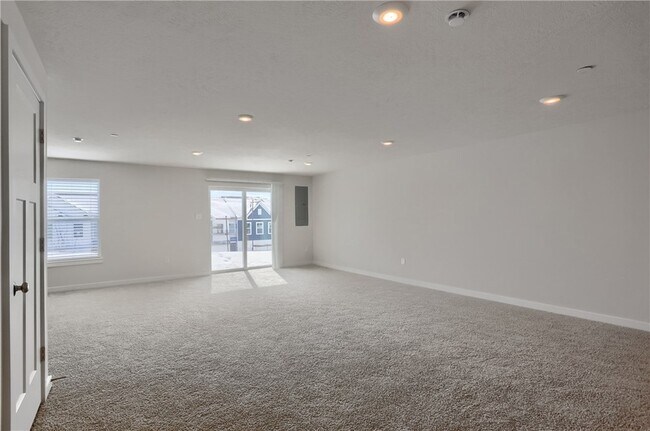 Building Photo - 122 Scotland Ln