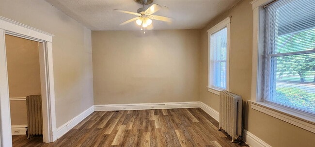 Building Photo - Parkside Living Across from Tower Grove Park with Sun Porch & Private Yard