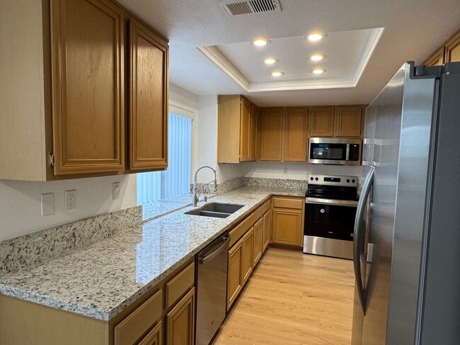 Building Photo - 3117 San Helena Dr