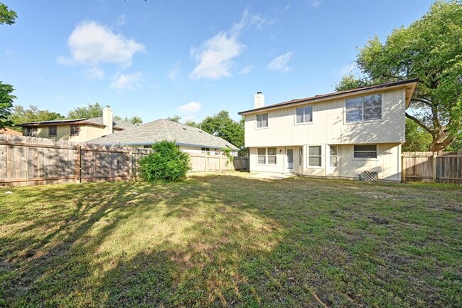 Building Photo - 14721 Yora Dr