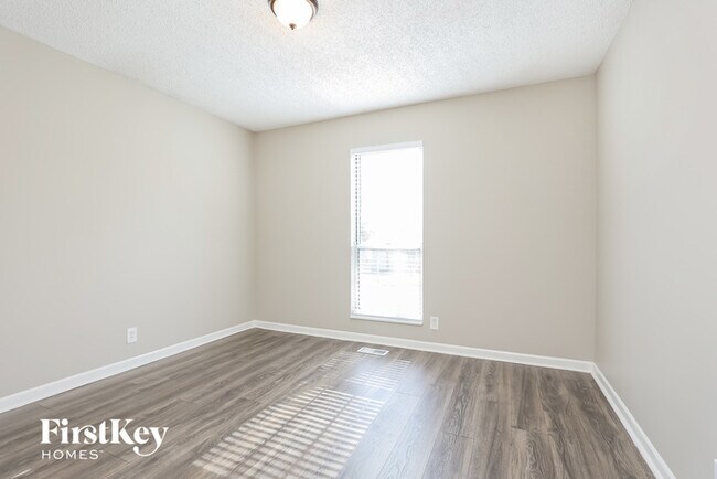 Building Photo - 3508 Country Way Rd